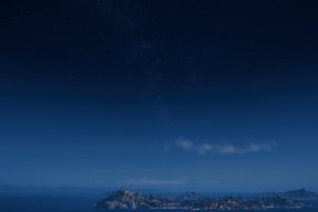 九游app下载中心-张雨霏赛前完成高强度心肺训练，张雨霏单日80分钟勇夺两金 与队友一起打破世界纪录