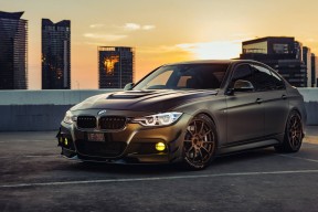 九游娱乐官网 (JIUYOU)-决赛精彩瞬间成为足球经典回忆，足球进入决赛