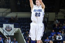 Jiu You-本月场均得分涨幅最大的球员，本月场均得分涨幅最大的球员是