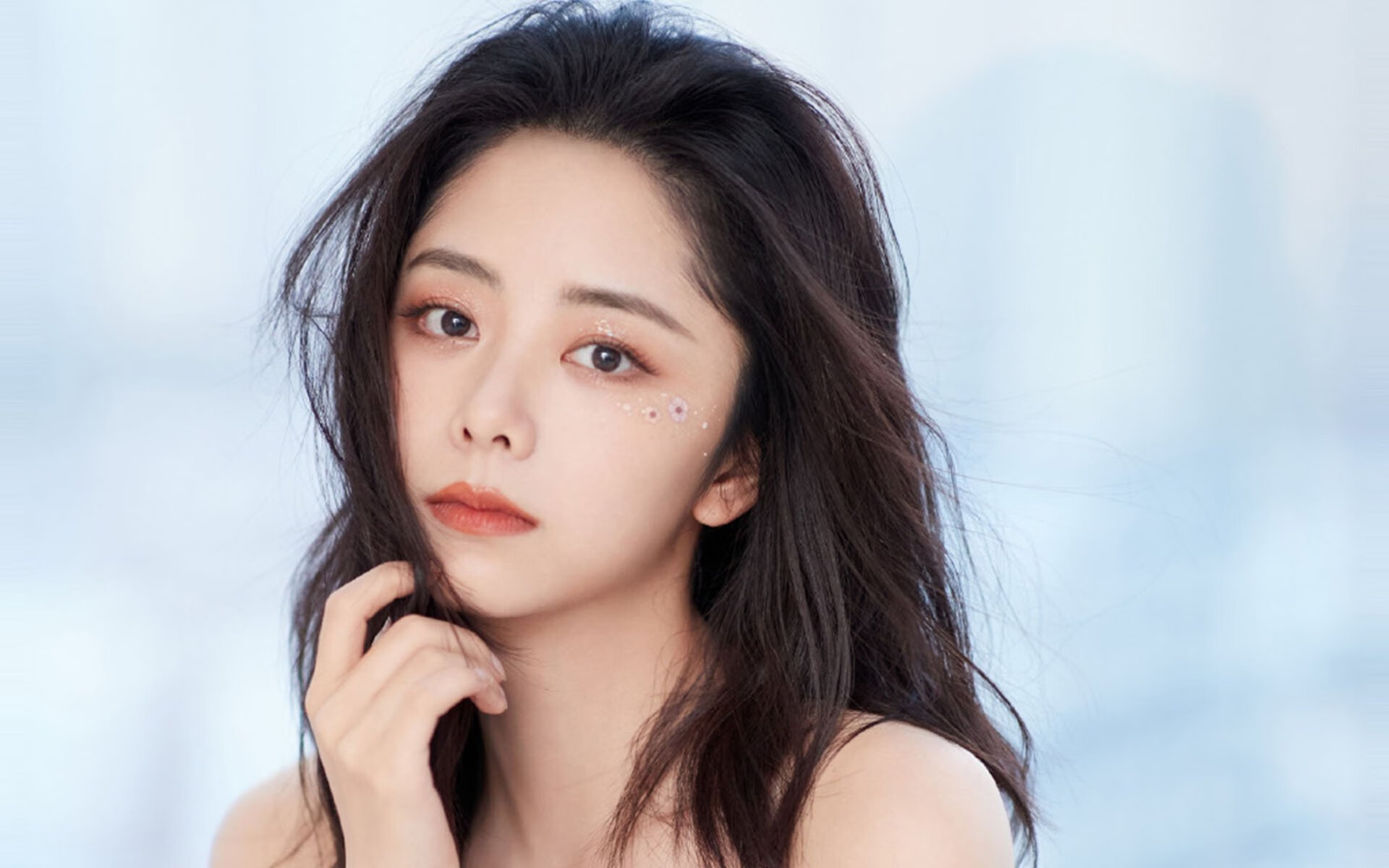 “2025游泳锦标赛新加坡:顶尖选手争锋,金牌花落谁家?”