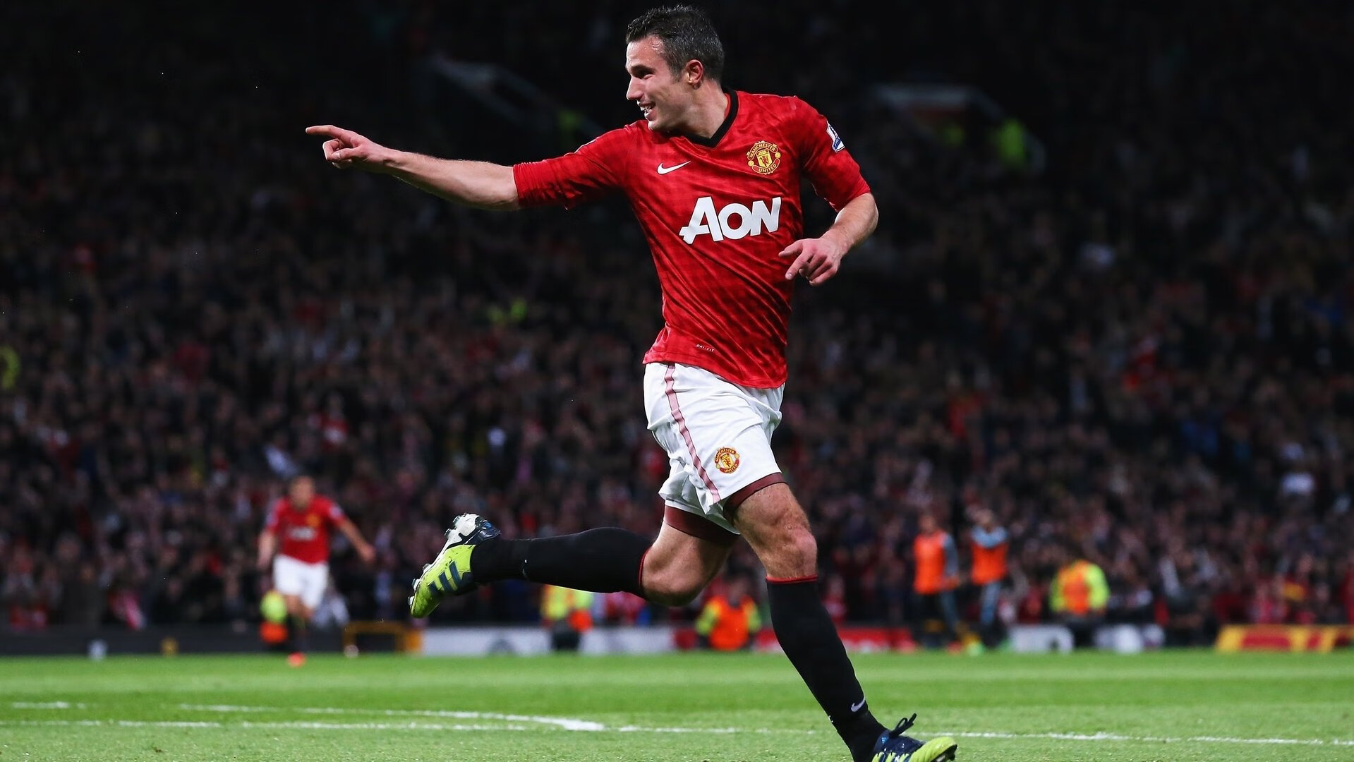 九游电竞平台官网-“马科斯·梅特罗：阿根廷美洲狮队的后防核心，突破性表现持续发力”